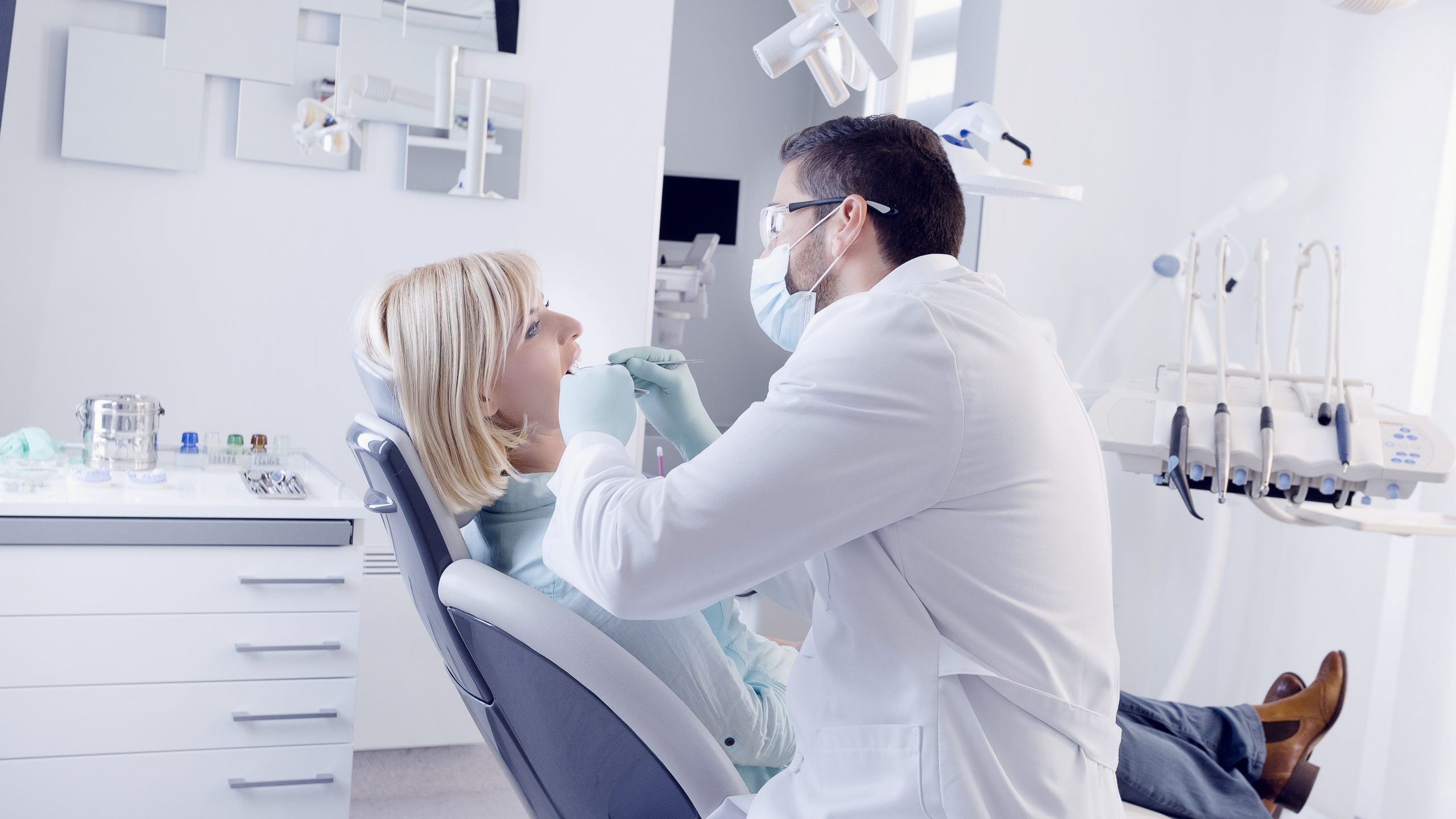 Dentist in Gilberts, IL